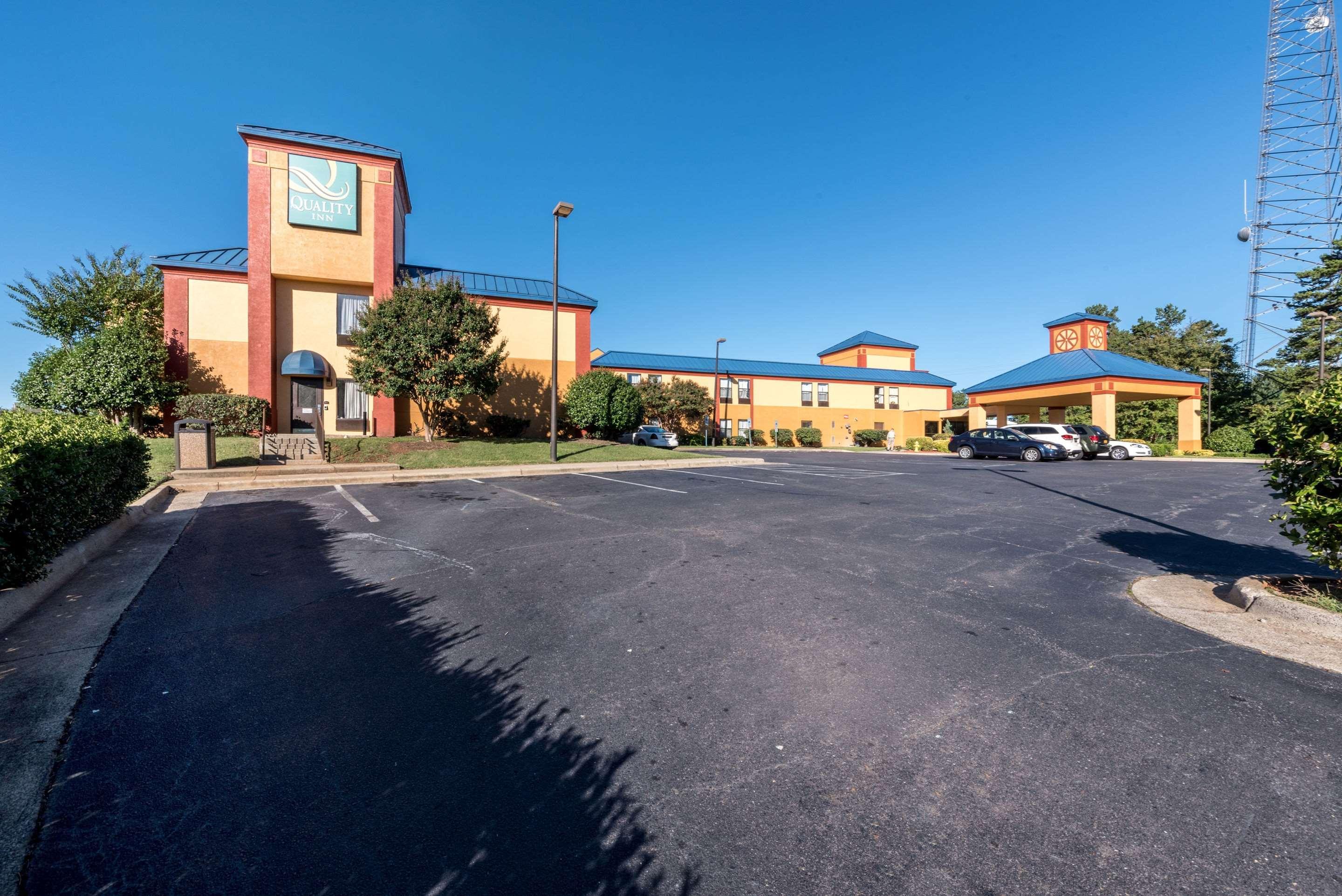 Quality Inn & Suites Clemmons I-40 Exterior photo