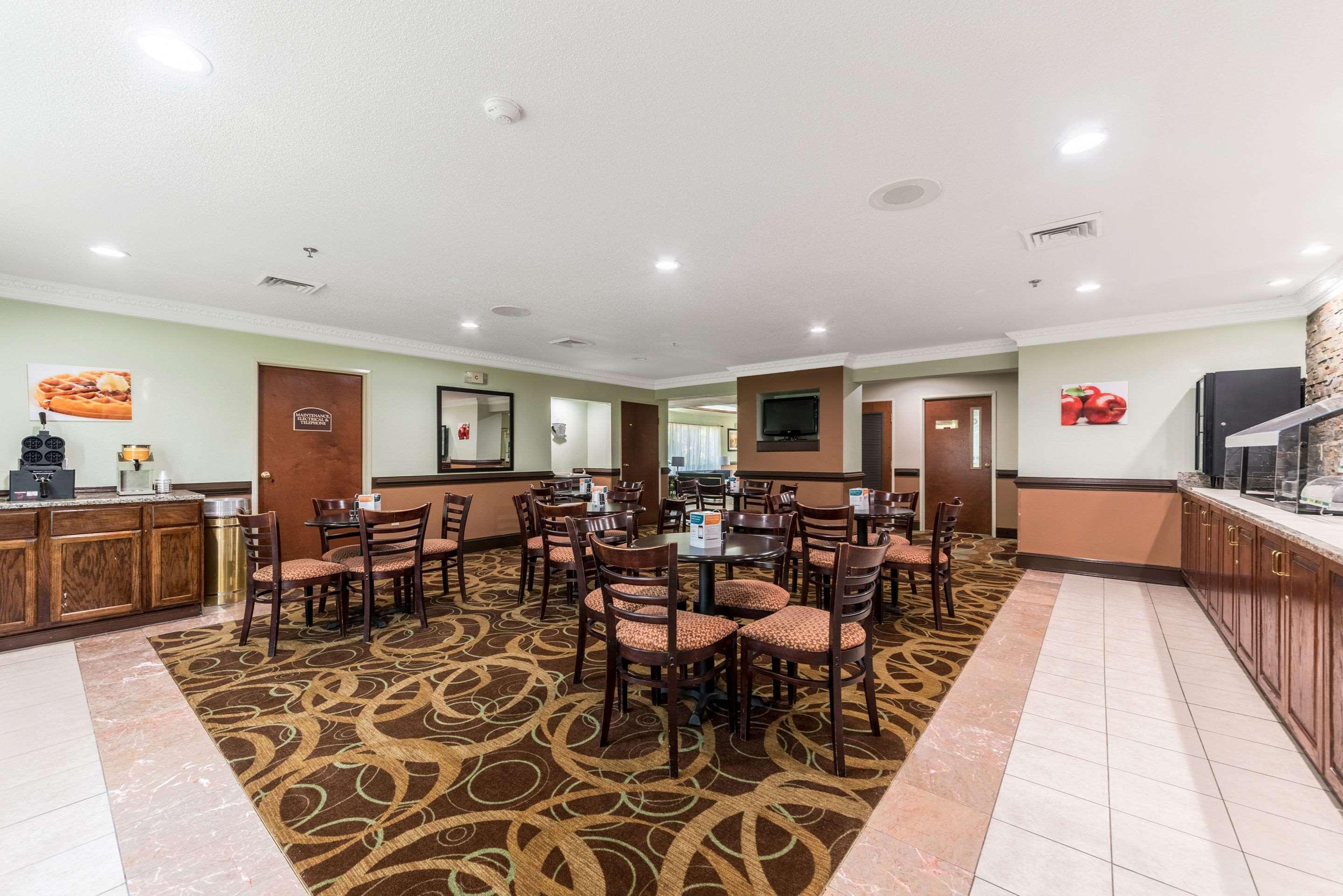 Quality Inn & Suites Clemmons I-40 Exterior photo